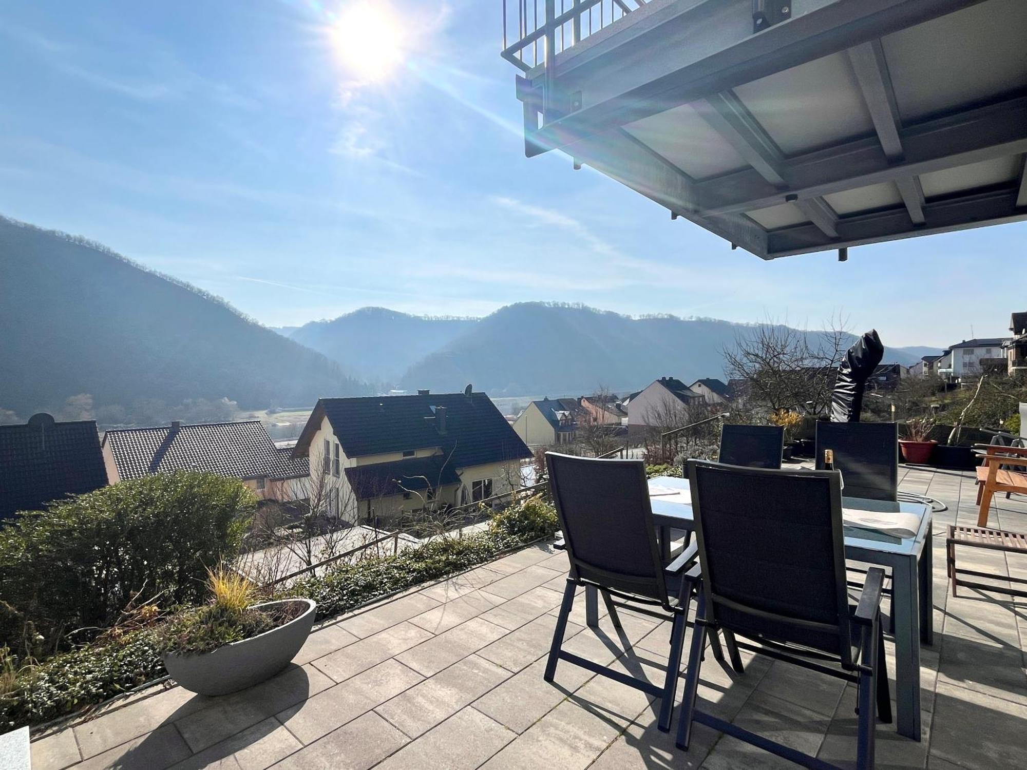 Ferienwohnung Sonnenterrasse, 1-4 Personen, 2 Schlafzimmer, Grosse Terrasse Mueden Exterior photo